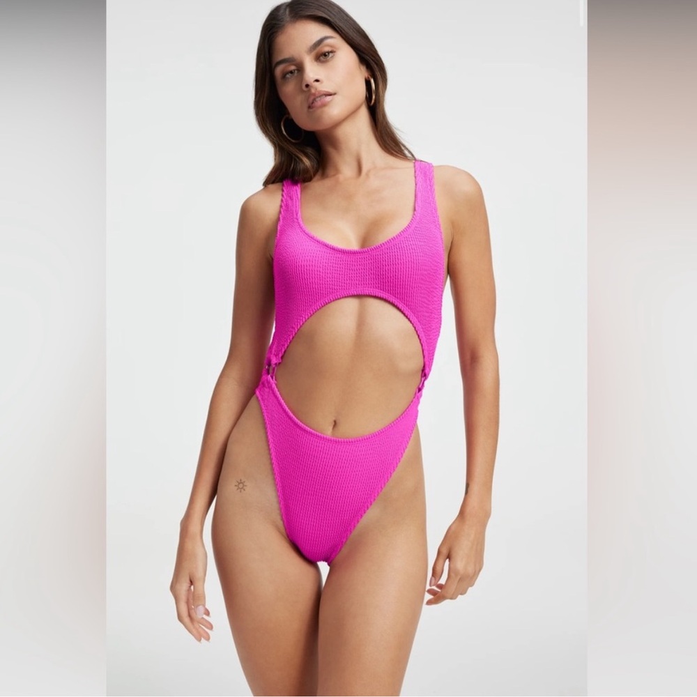 NWT Good American Always Fits Monokini, Hawaiian Pink, Size 3/4 (M/L)
